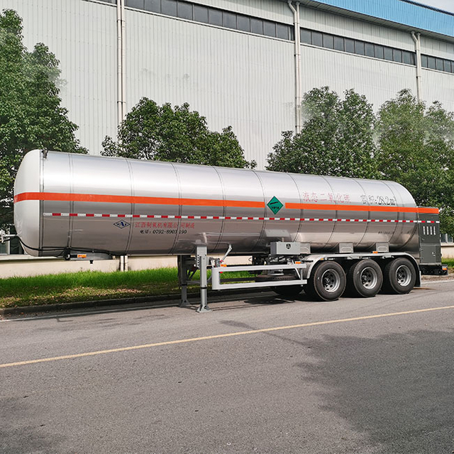 Remorques-citernes de camion de transport de semi-remorque de CO2 liquide cryogénique